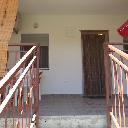 Apartment Cvita Biograd Na Moru Exteriör bild