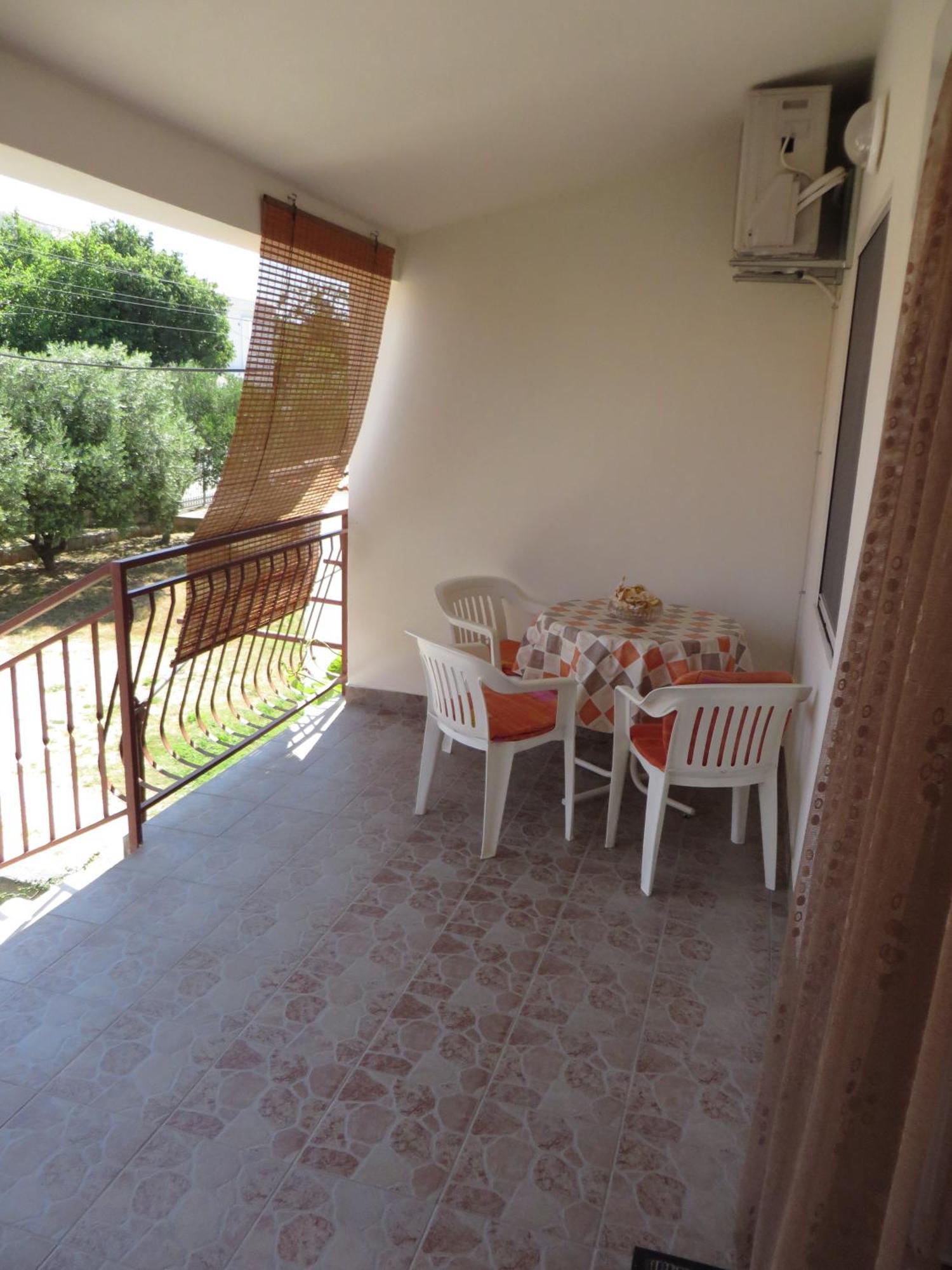 Apartment Cvita Biograd Na Moru Exteriör bild