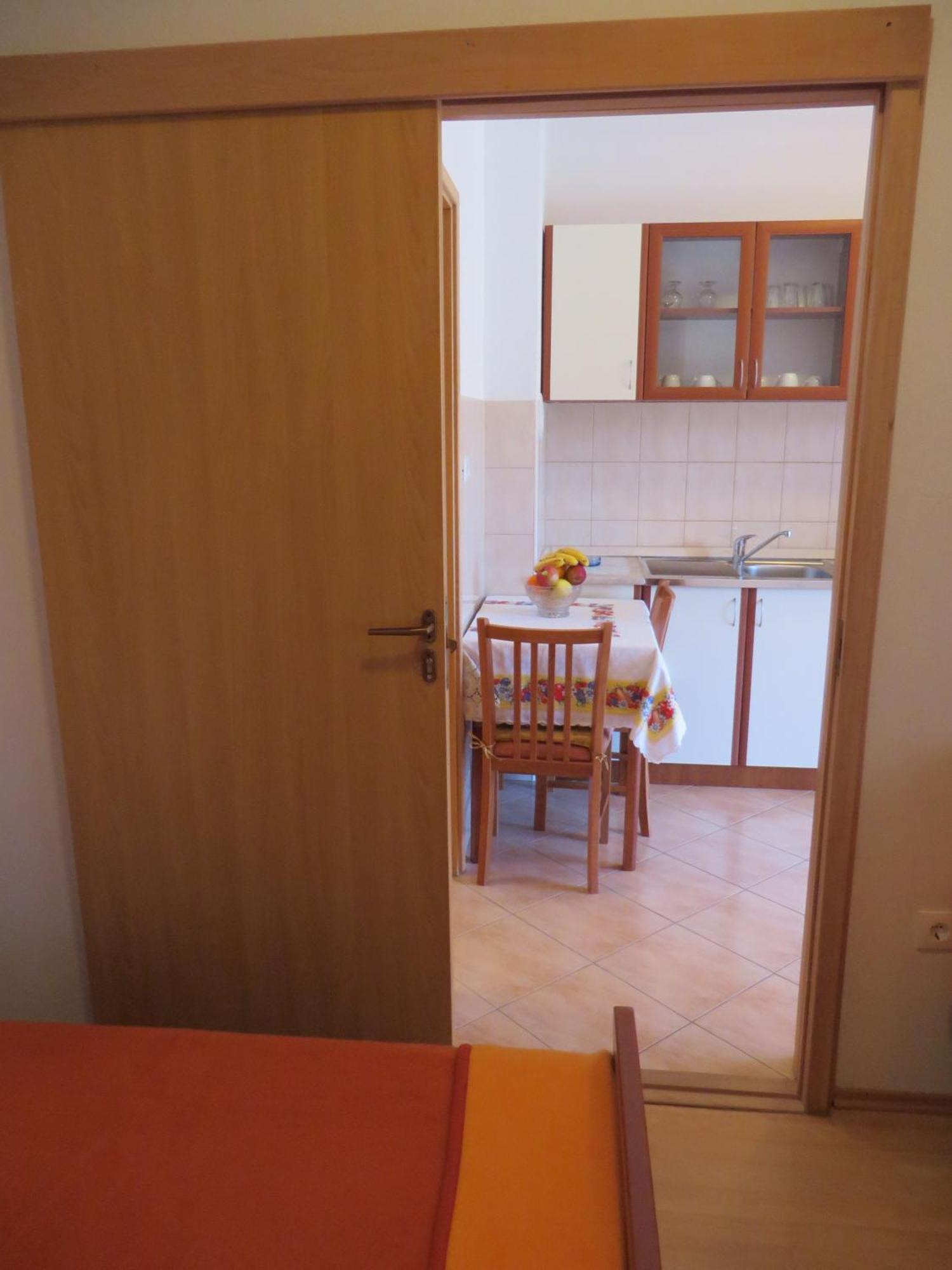 Apartment Cvita Biograd Na Moru Exteriör bild