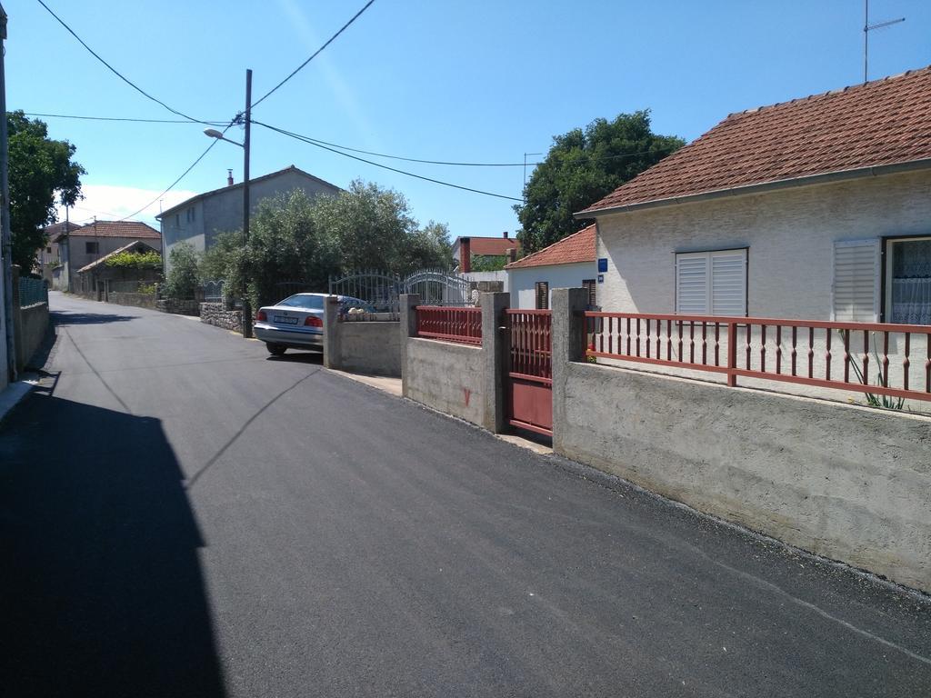 Apartment Cvita Biograd Na Moru Exteriör bild
